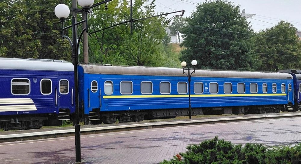 «Укрзализныця» меняет маршруты поездов после атаки РФ