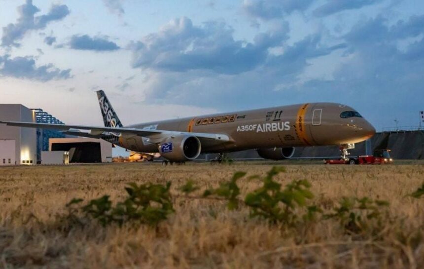 Анонсирован первый полет огромного транспортника нового поколения от Airbus (фото)
