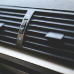 Как часто нужно заправлять кондиционер в автомобиле: эксперты назвали оптимальные сроки