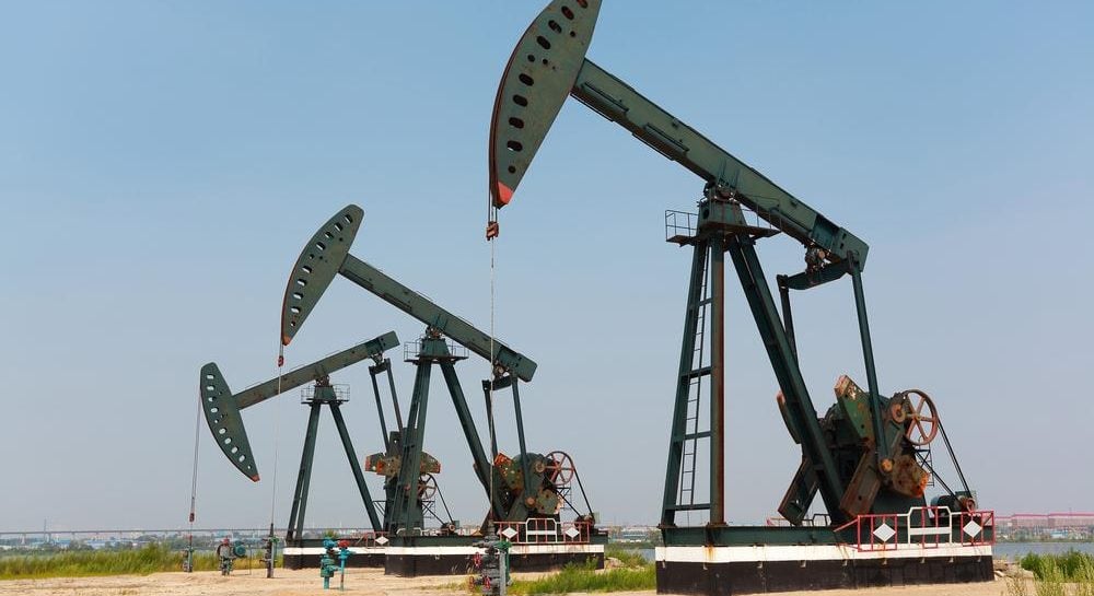Российская нефть продается по цене выше 120 долларов за баррель – СМИ