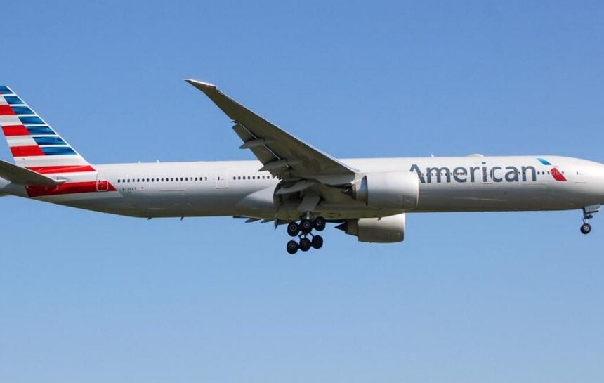 Авиакомпания American Airlines представила обновленные версии самолетов Boeing 777-300ER