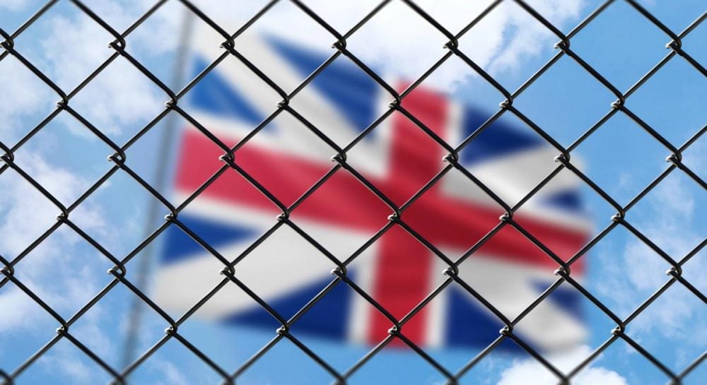 какую сумму карибские страны требуют от Великобритании