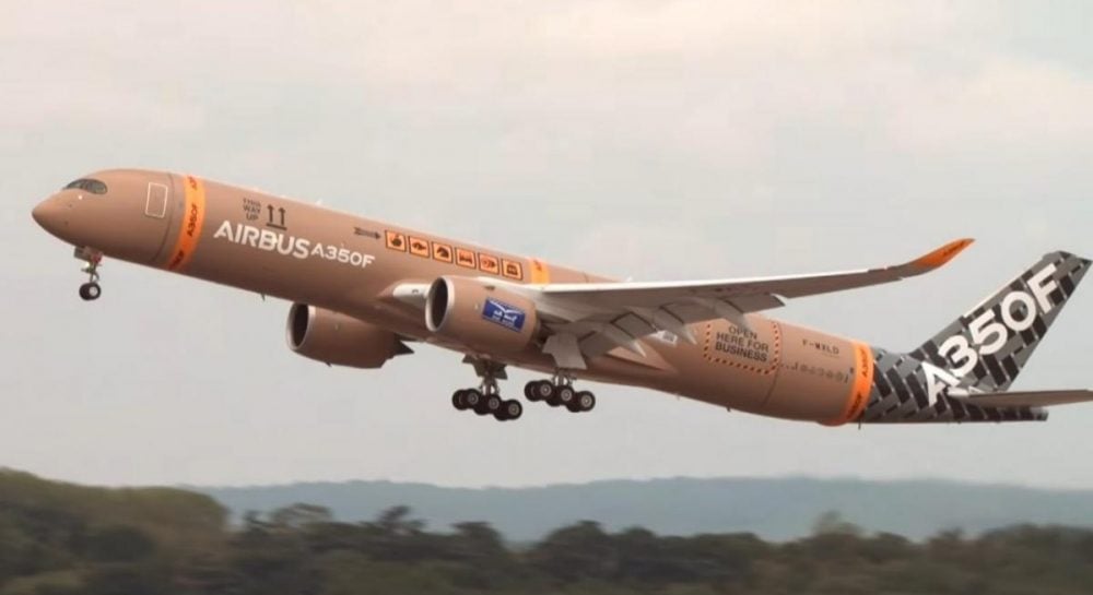 Airbus A350F впервые поднялся в воздух в Европе