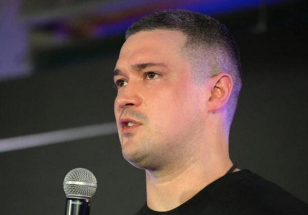 в уличном опросе прозвучала резкая критика Федорова из-за бронирования и поездок за границу