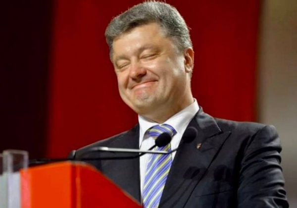 Если бы Порошенко не заигрывал с Путиным и не торговал с россией, не было бы большой войны,
