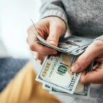 сколько будет стоить 100 долларов в гривне до 13 сентября