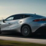 китайцы представили нового конкурента Tesla (фото)