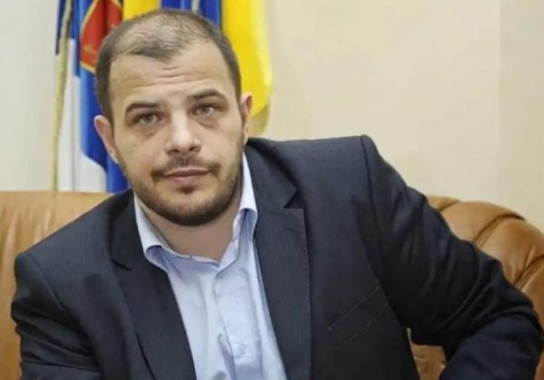 Лидер фракции «Евросолидарность» в Одесском облсовете скрыл квартиры и миллионы, которые «заработал» на бронировании – СМИ