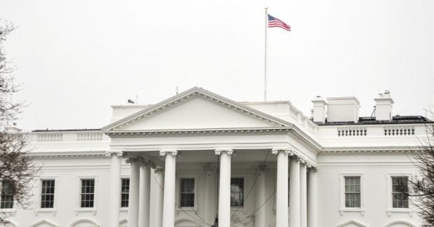 Дональд Трамп — администрация США рассматривает снятие санкций с «теневого флота» России